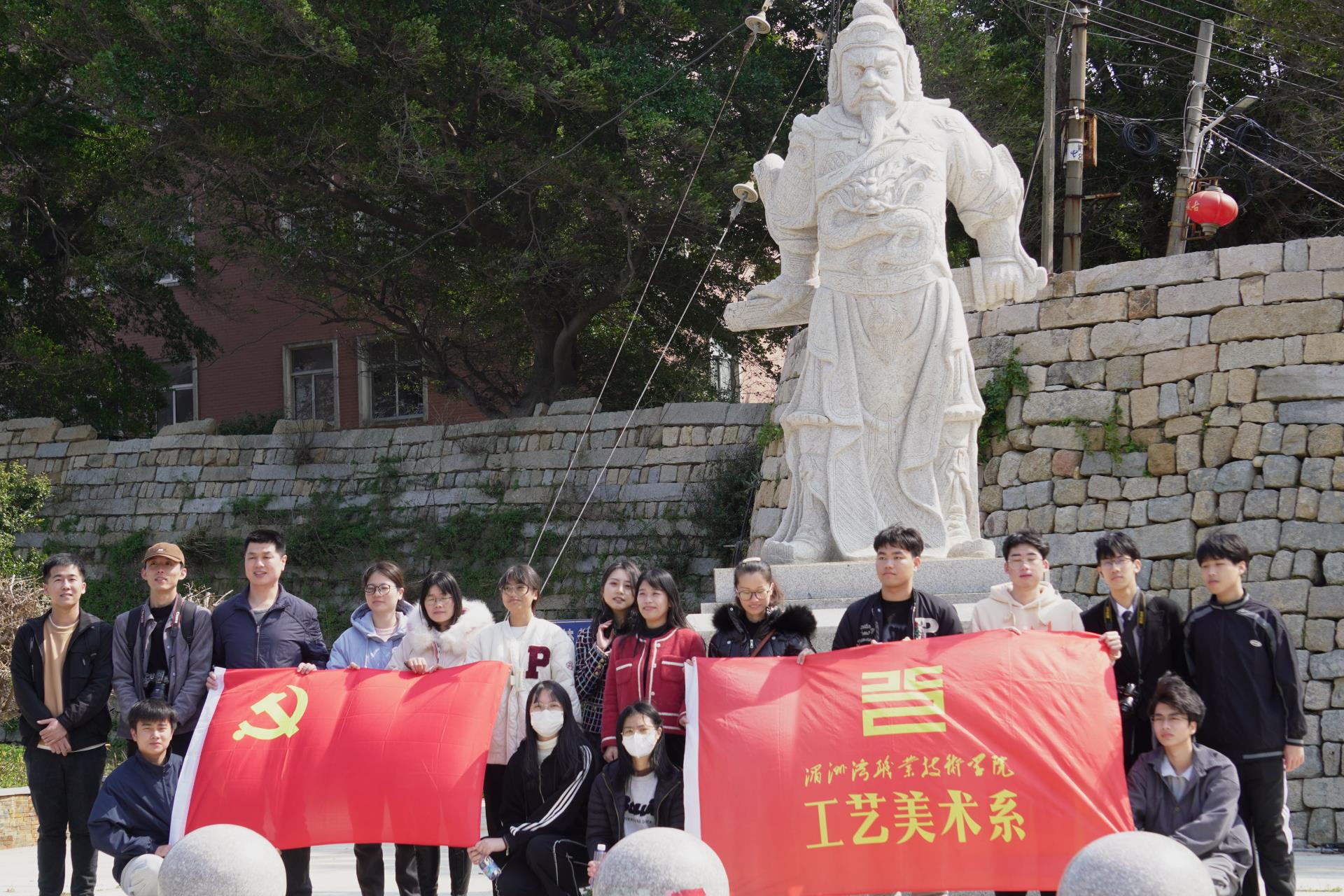探索探寻莆阳脉络，感悟传统文化 ——工艺美术系莆禧古城文化学习社会实践活动